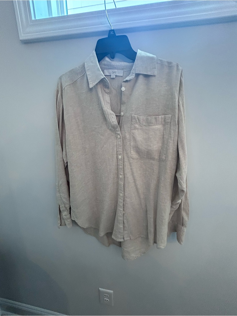 LOFT Men's Casual Button-Down Shirt in Beige
